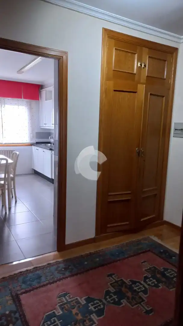 Cuina de Pis de lloguer en Vigo  amb Traster i Moblat
