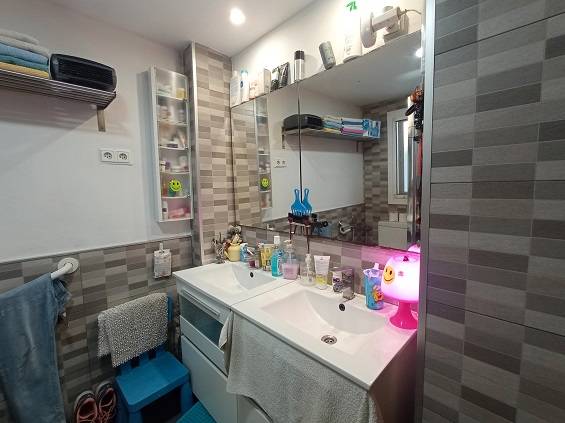 Piso en Venta en Carrer de l'Alguer en Nou Eixample Sud