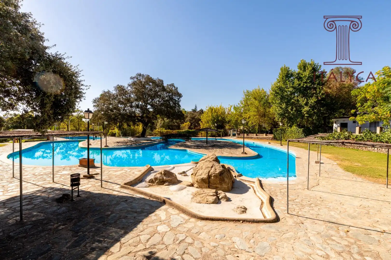 Swimming pool of Houses for sale in El Castillo de las Guardas  with Private garden, Terrace and Community pool