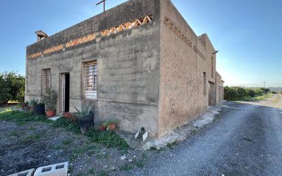 Vista exterior de Casa o xalet en venda en Paterna amb Jardí privat i Traster