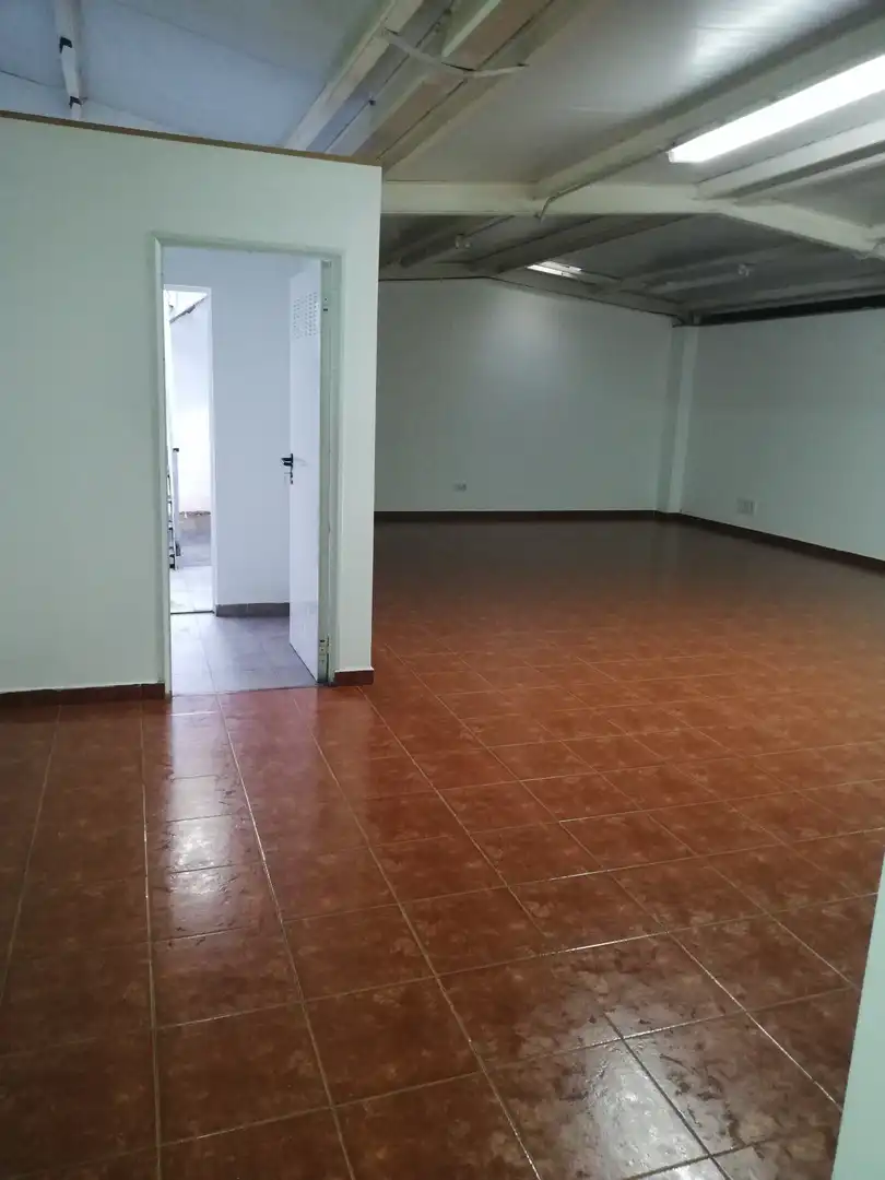 Business premises to rent in Calle de Llano Ponte, imagen 7