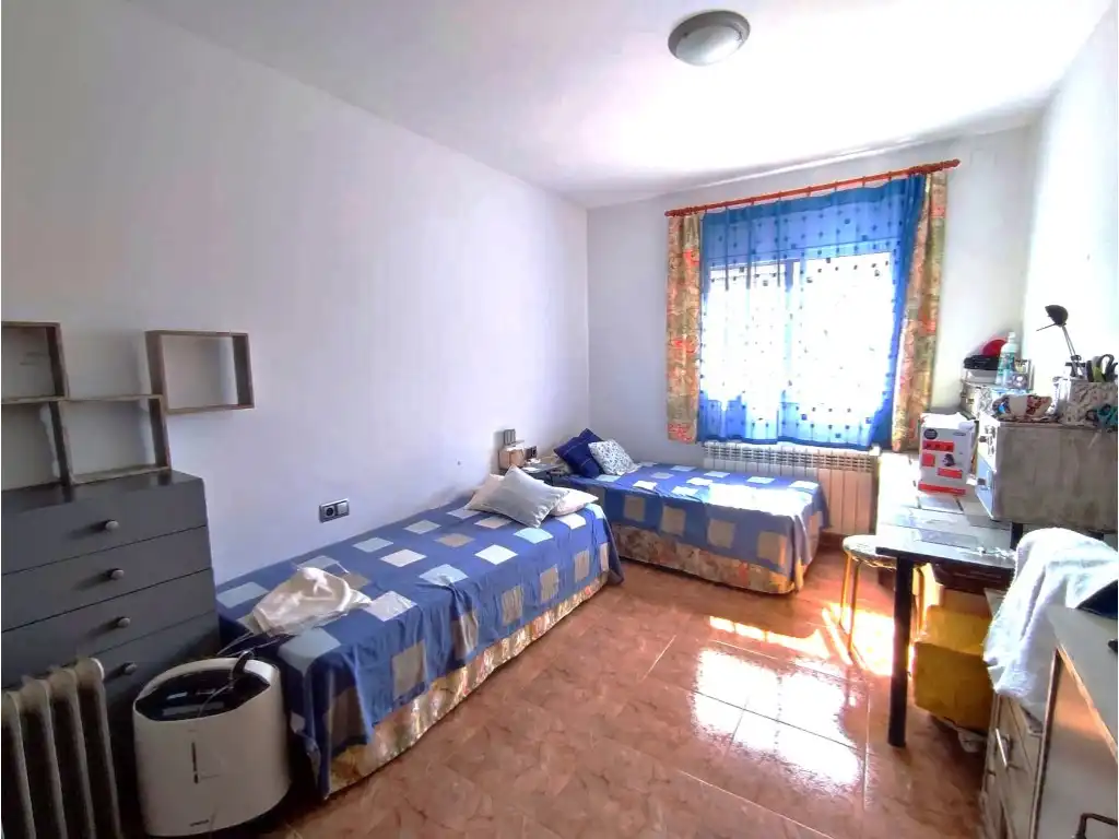 Bedroom of Houses for sale in Vidreres