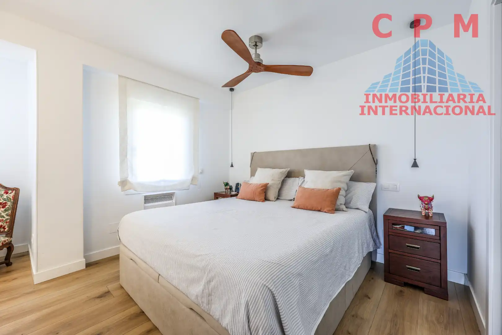Bedroom of Flat for rent in Madrid  with Air Conditioner, Heating and Parquet flooring
