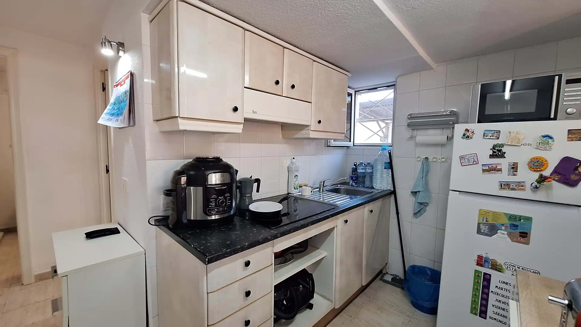 Kitchen of Flat for sale in L'Alfàs del Pi  with Air Conditioner, Terrace and Furnished
