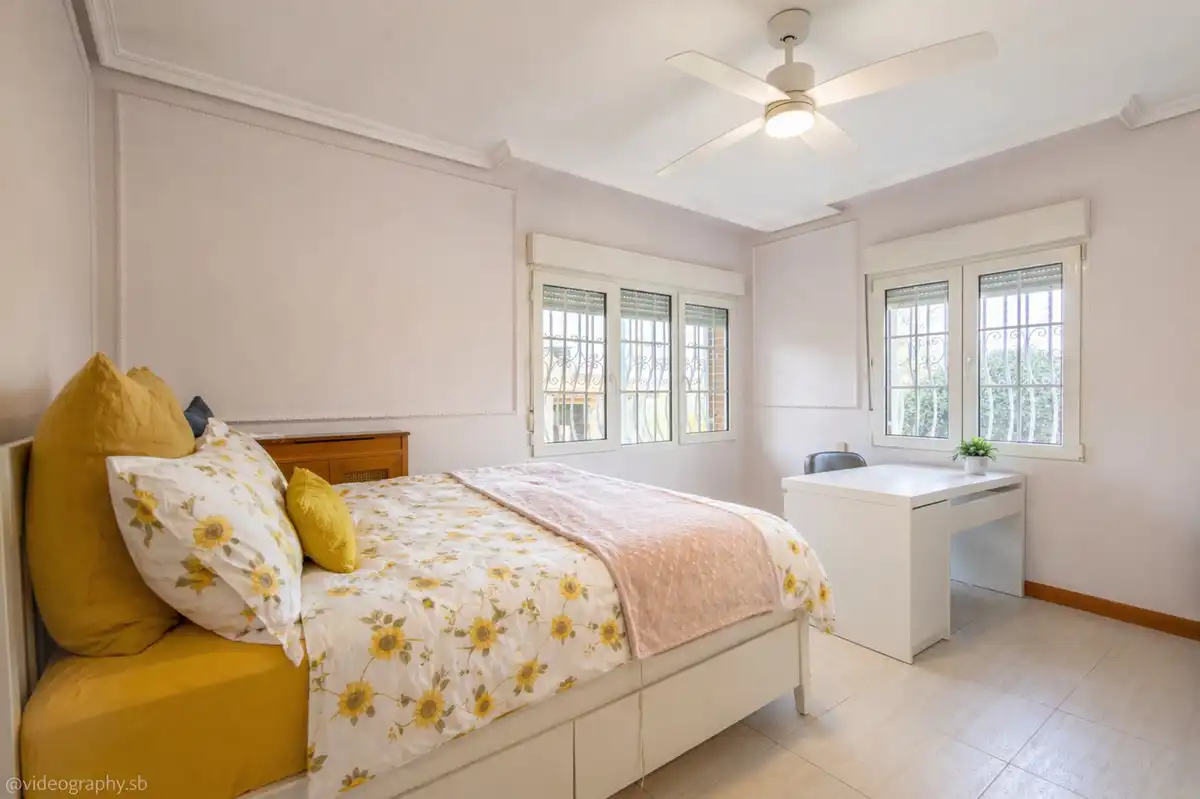 Habitación de Casa o chalet en venta en Móstoles con Aire acondicionado, Calefacción y Jardín privado