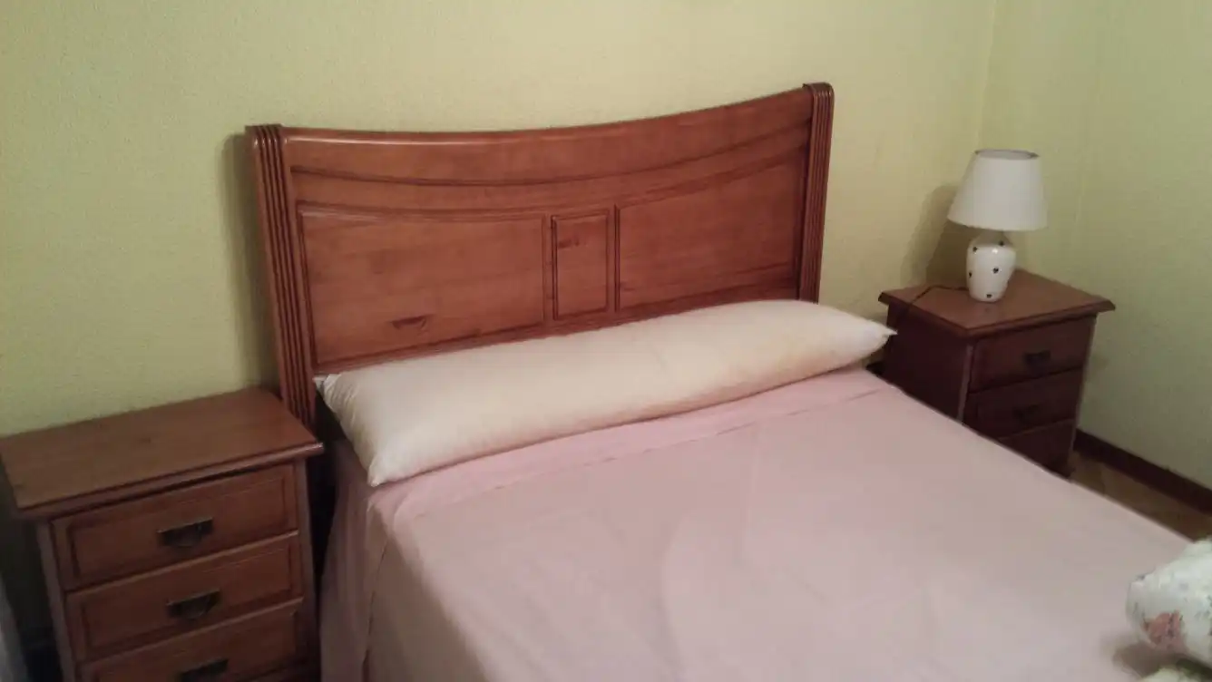 Wohnung zur Miete in Calle del Parque de Monfragüe, Parque Lisboa - La Paz