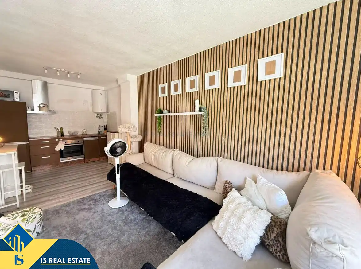 Sala de estar de Dúplex en venta en Torrevieja con Calefacción, Terraza y Amueblado