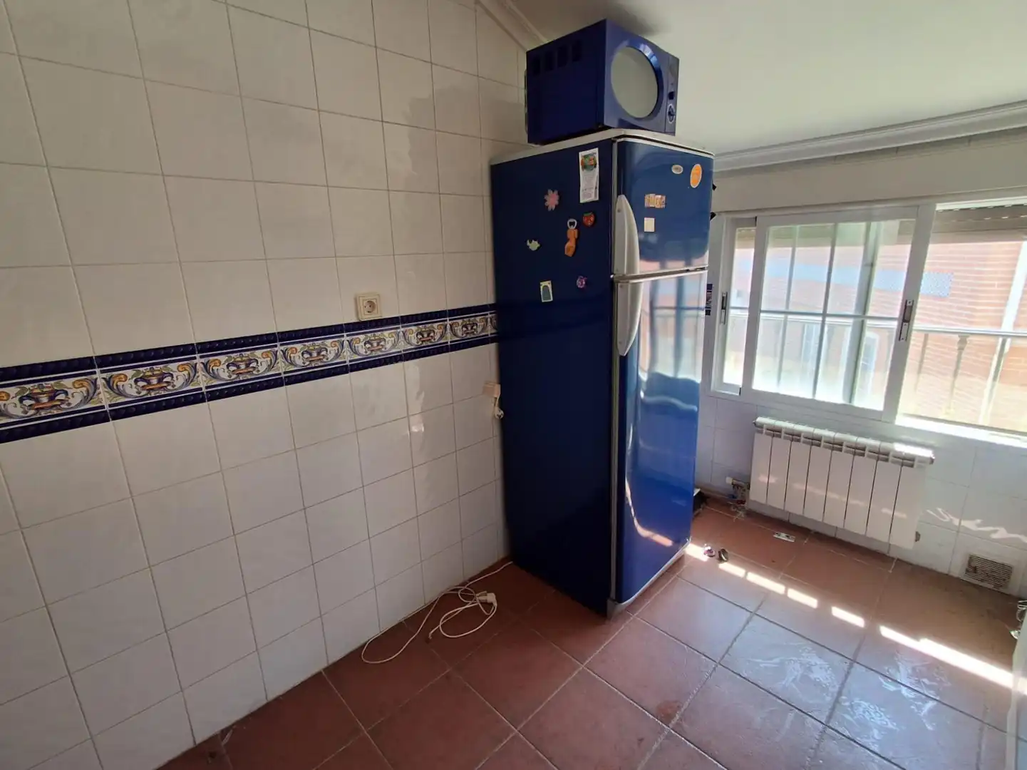 Cocina de Piso en venta en Tudela de Duero con Calefacción, Trastero y Balcón