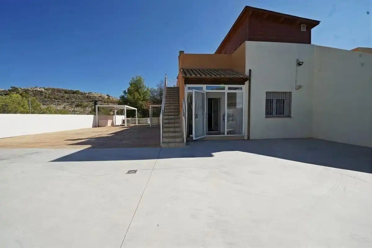Chalet con piscina en venta en Pueblo Español - Coveta Fumá, imagen 12