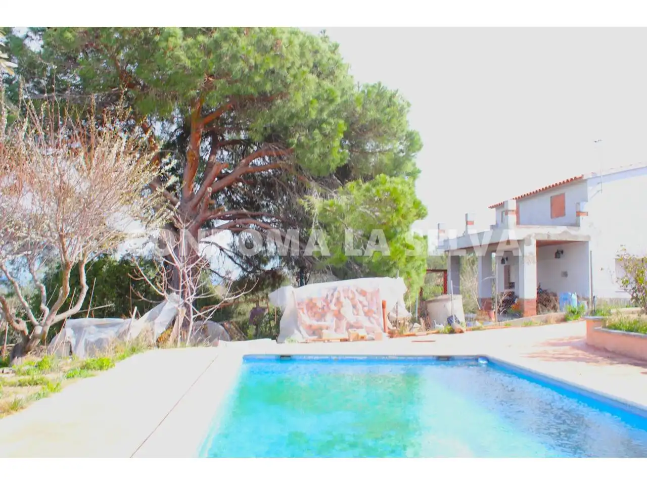 House with pool for sale in Calle Romaní