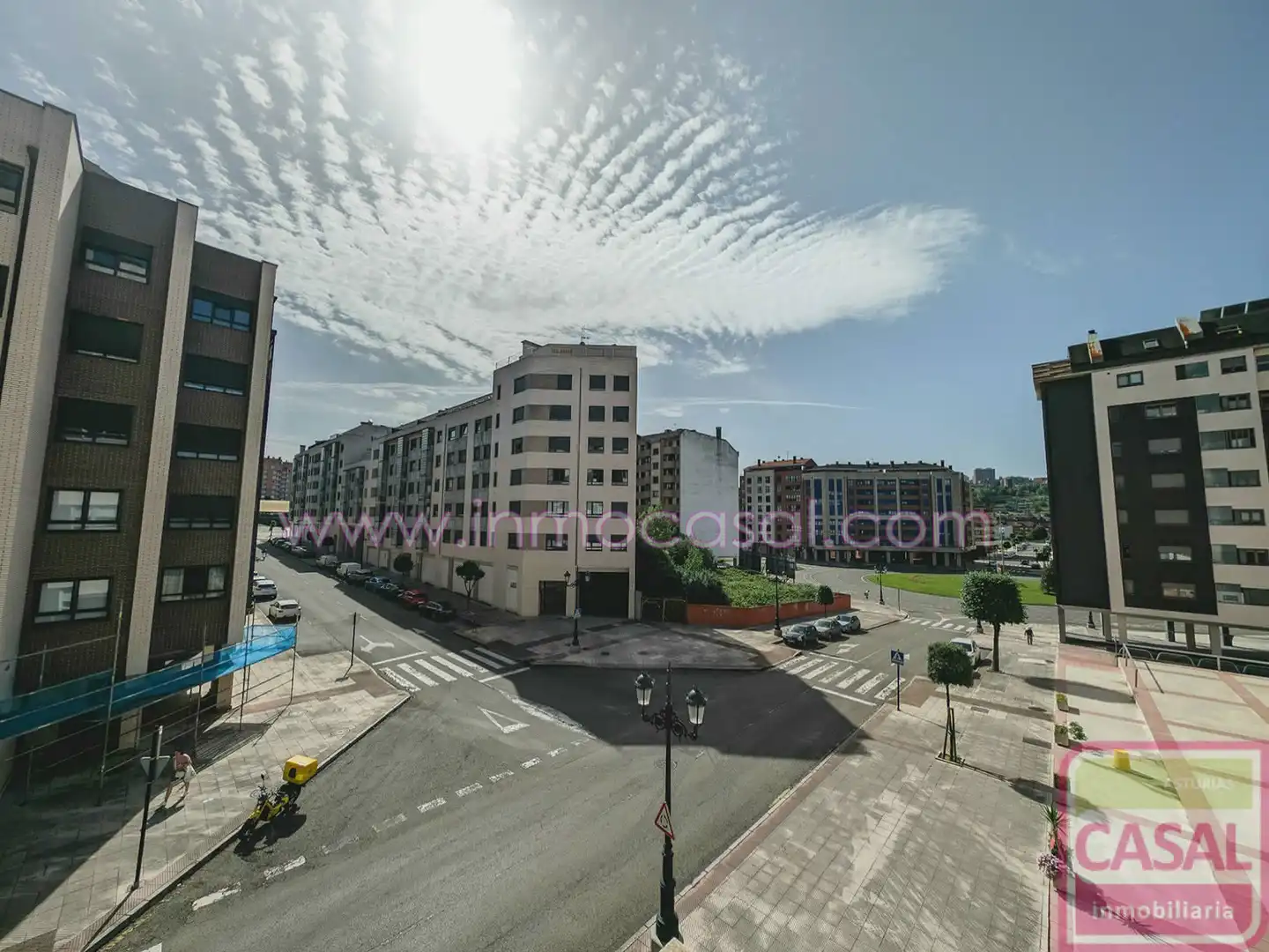 Vista exterior de Piso en venta en Oviedo  con Calefacción, Terraza y Trastero