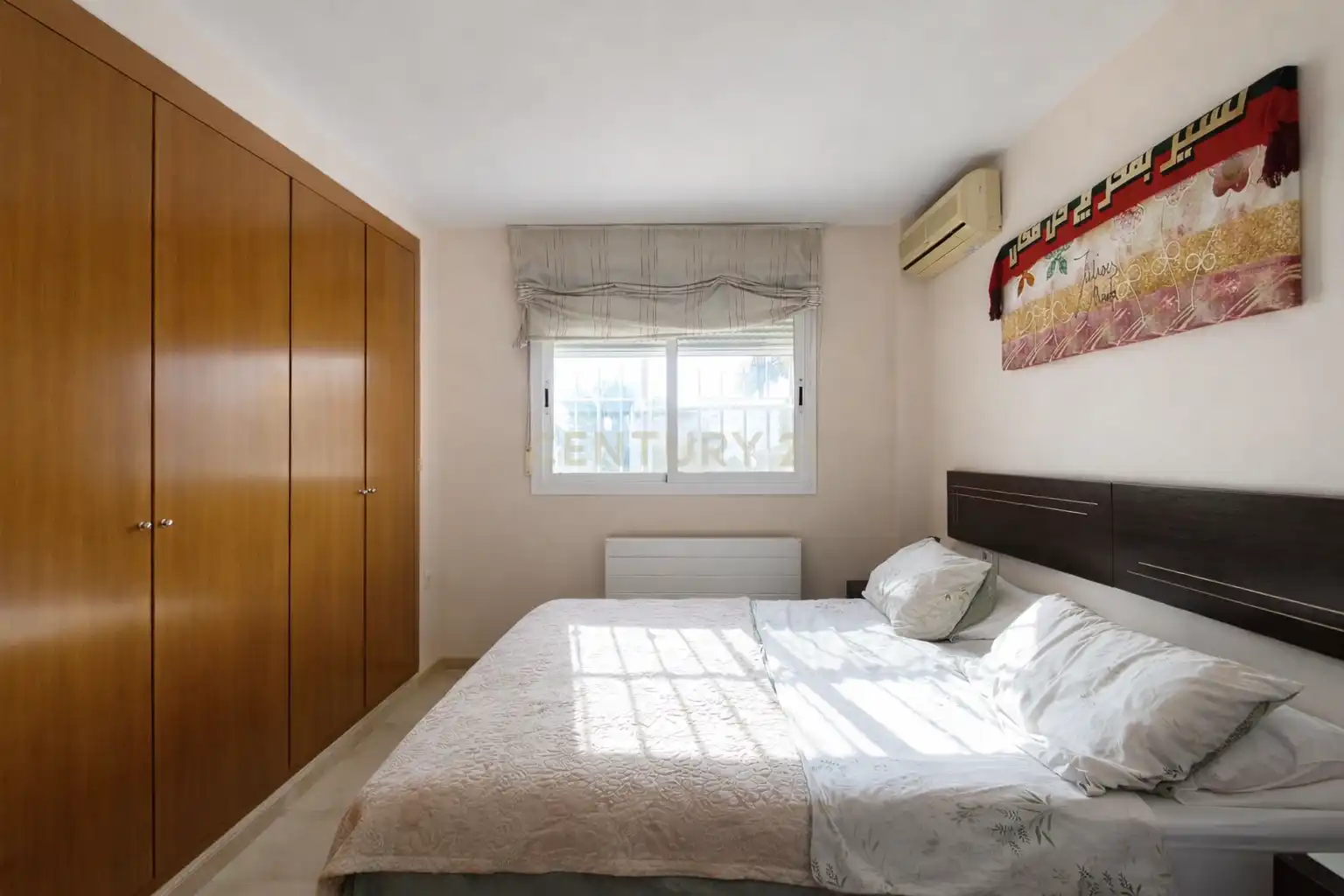 Habitación de Casa adosada en venta en La Nucia con Aire acondicionado, Trastero y Horno