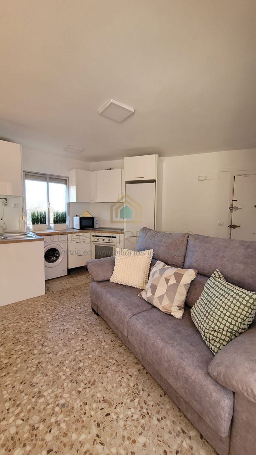 Living room of House or chalet to rent in Puertollano  with Air Conditioner, Heating and Furnished