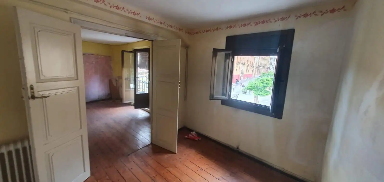 Sala de estar de Edificio en venta en León Capital 