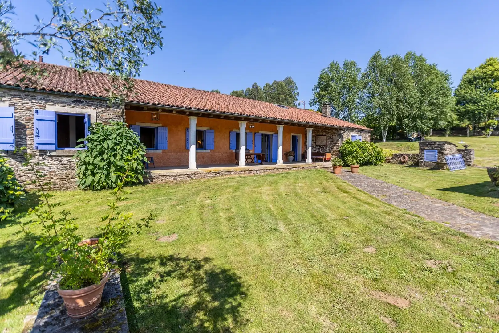 Vista exterior de Casa o chalet en venta en O Pino  con Calefacción, Jardín privado y Terraza