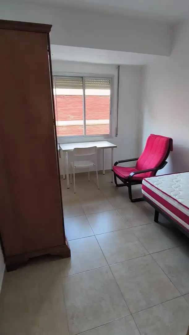 Schlafzimmer von Wohnung zur Miete in Murcia mit Möbliert