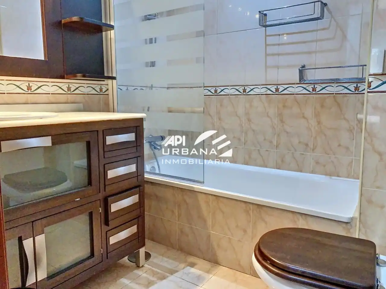 Baño de Planta baja en venta en Lucena con Trastero y Amueblado