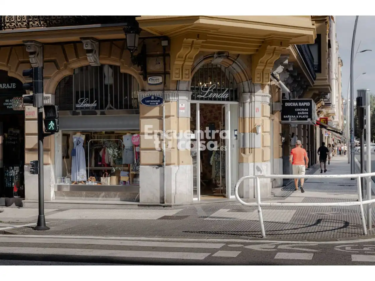 Local de lloguer en Donostia - San Sebastián  amb Alarma