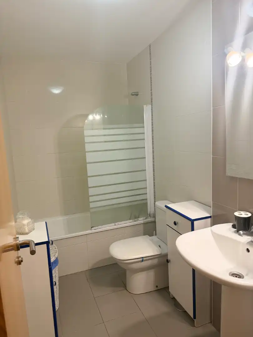 Piso con balcón en venta en Calle de Emilio de Mier 1, imagen 30