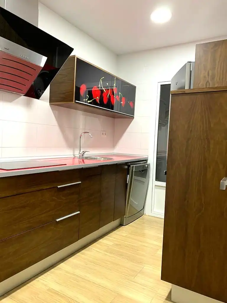 Wohnung zur Miete in Sur