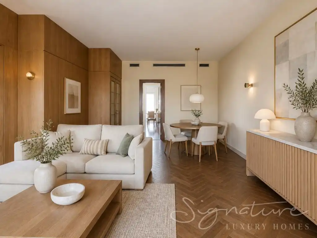 Sala de estar de Edificio en venta en L'Hospitalet de Llobregat