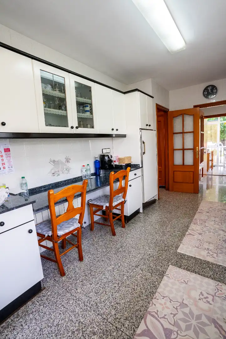 Cuina de Casa o xalet en venda en Vallmoll amb Calefacció, Jardí privat i Terrassa