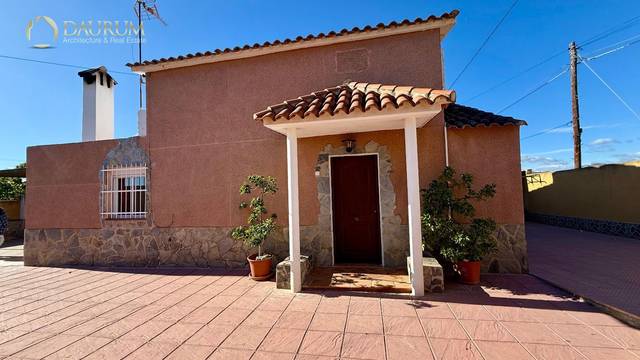 Casa-chalet en Venta en COSSIL en Villamontes - Boqueres