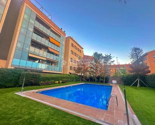 Piscina de Pis en venda en Castelldefels