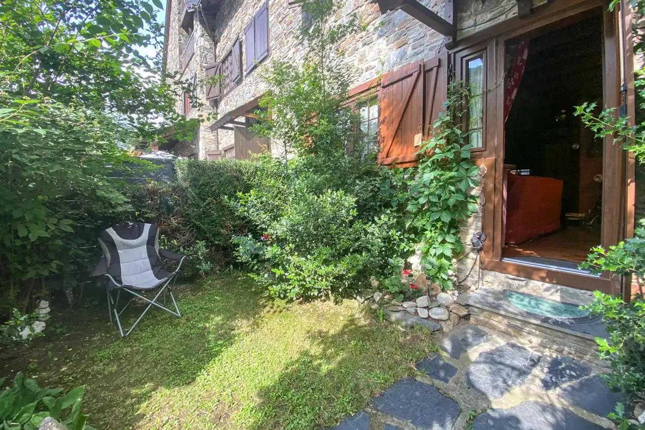 Reihenhaus mit Garten zum Verkauf in Carrèr Montcorbison 10, imagen 9