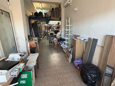 Local comercial en venda a Sant Vicenç Dels Horts