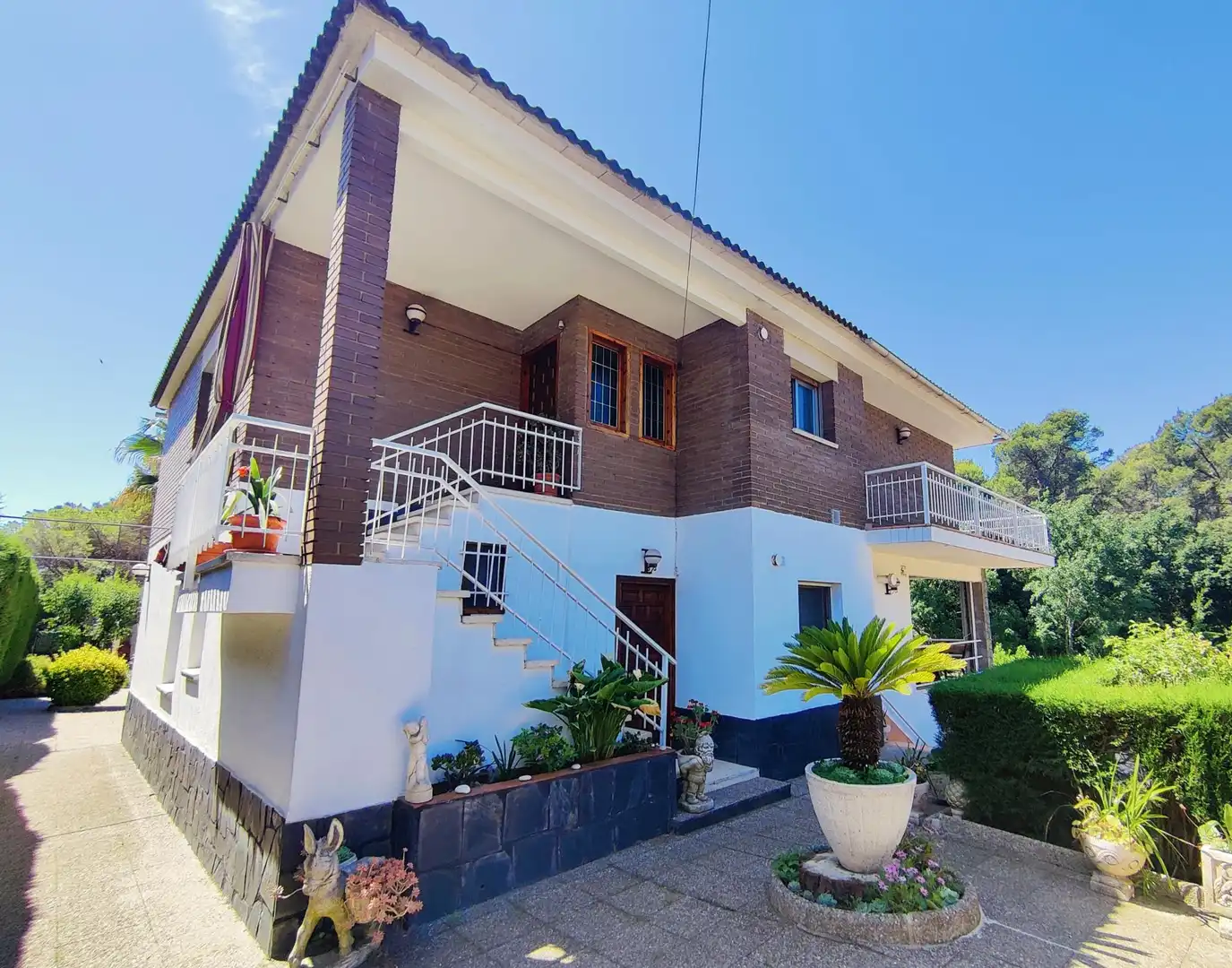 Vista exterior de Casa o chalet en venta en Lliçà d'Amunt con Calefacción y Jardín privado