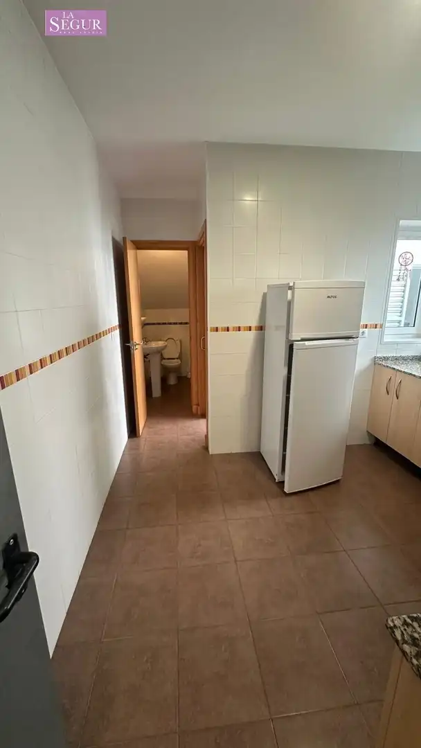 Bany de Casa adosada en venda en Conil de la Frontera amb Jardí privat, Terrassa i Piscina comunitària