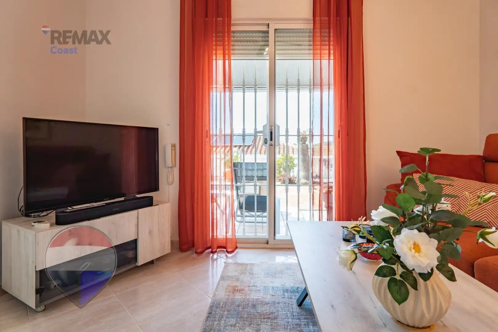 Sala d'estar de Casa o xalet en venda en Benajarafe