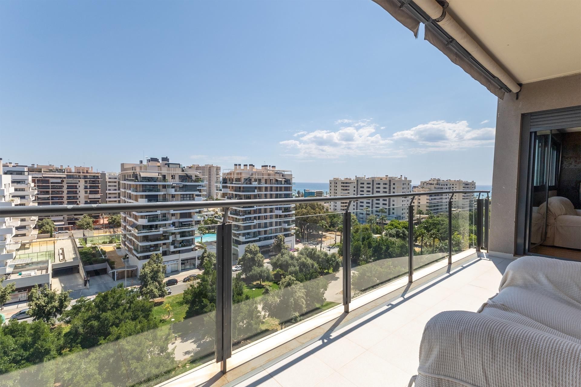 Terrassa de Pis en venda en Alicante / Alacant amb Calefacció, Terrassa i Piscina comunitària