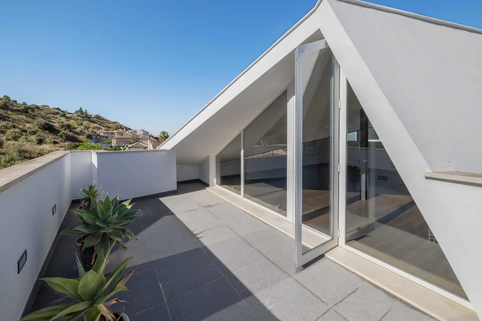 Terrace of Houses for sale in Málaga  with Air Conditioner, Heating and Private garden