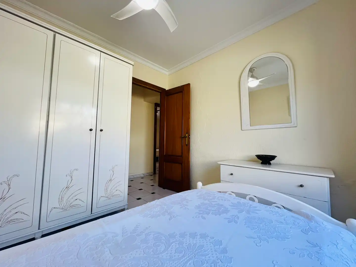Habitación de Casa o chalet en venta en Fuengirola con Aire acondicionado, Jardín privado y Terraza