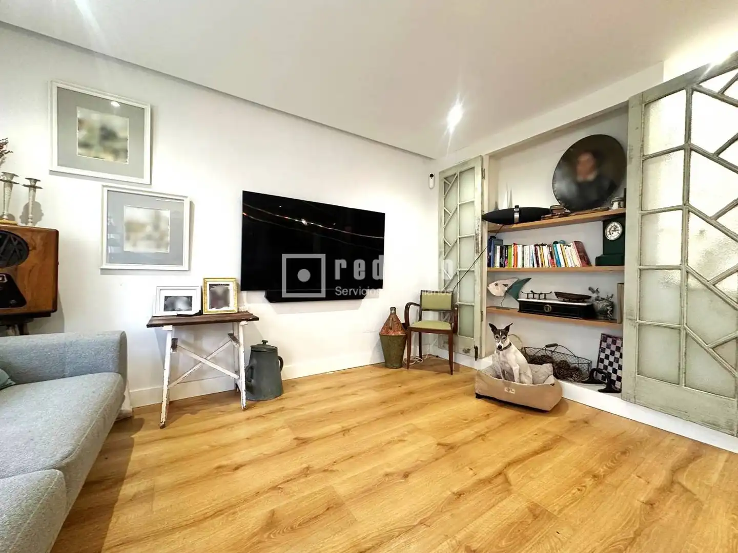 Living room of Flat for sale in Madrid  with Air Conditioner and Heating