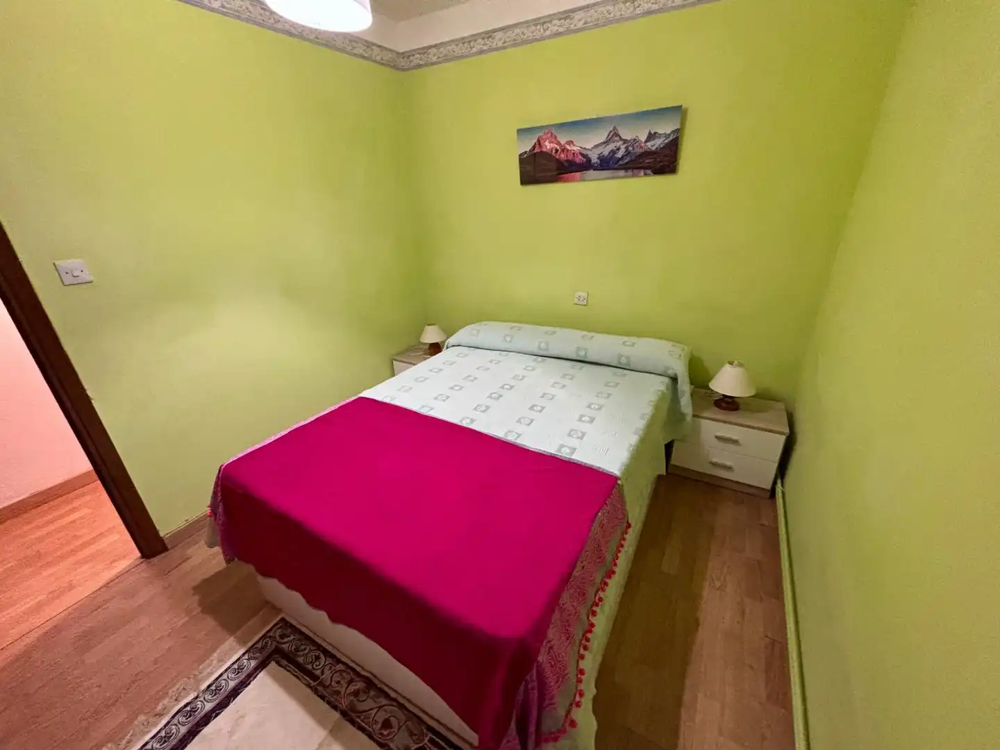Habitación de Piso en venta en Gijón  con Calefacción, Parquet y Amueblado
