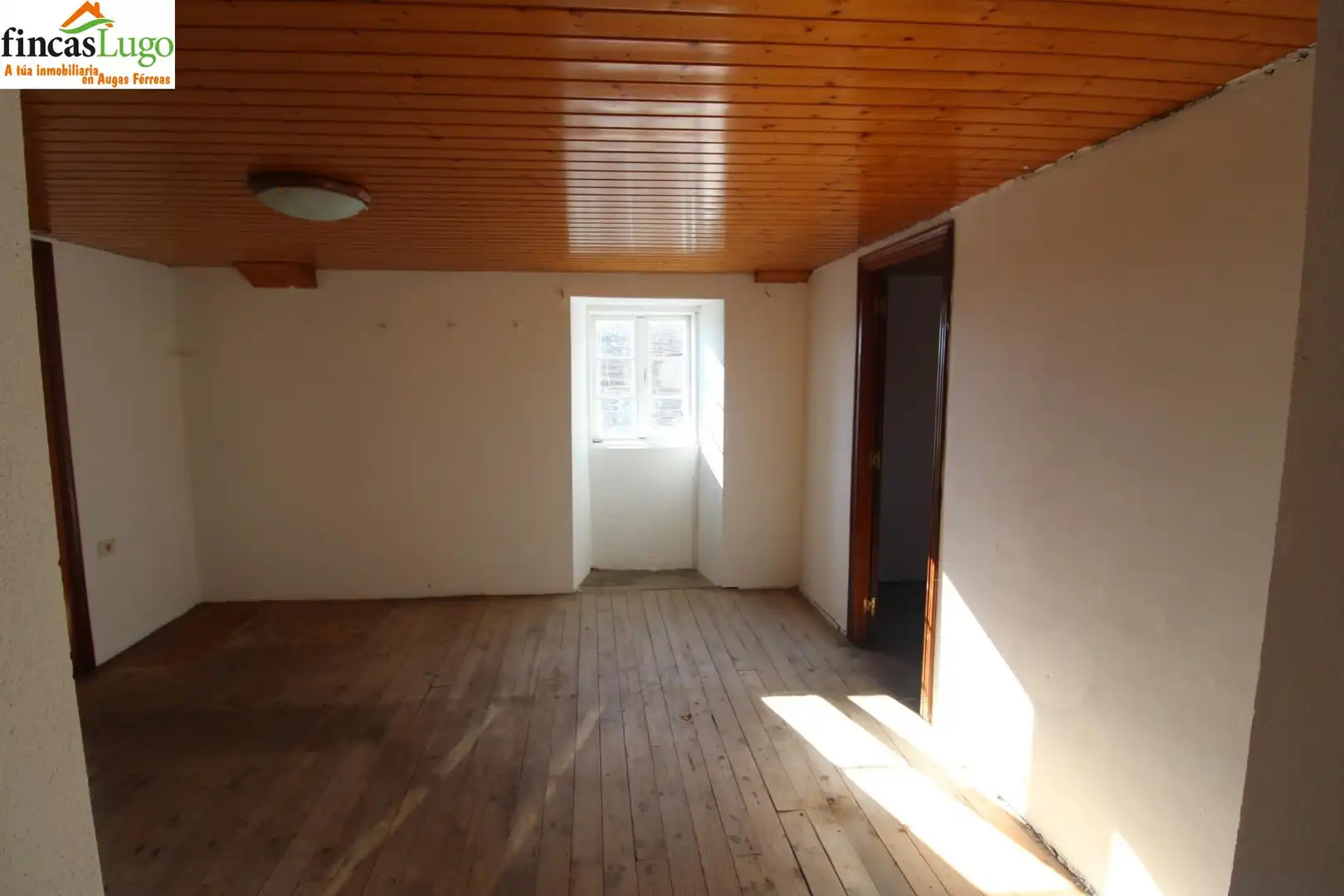 Casa o chalet en venta en Lugo con Jardín privado, Terraza y Trastero