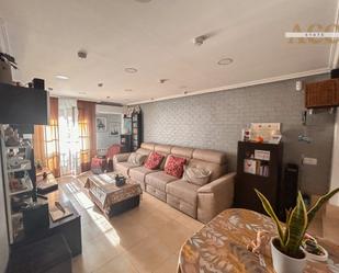 Living room of Duplex to rent in Esquivias  with Heating, Terrace and Oven