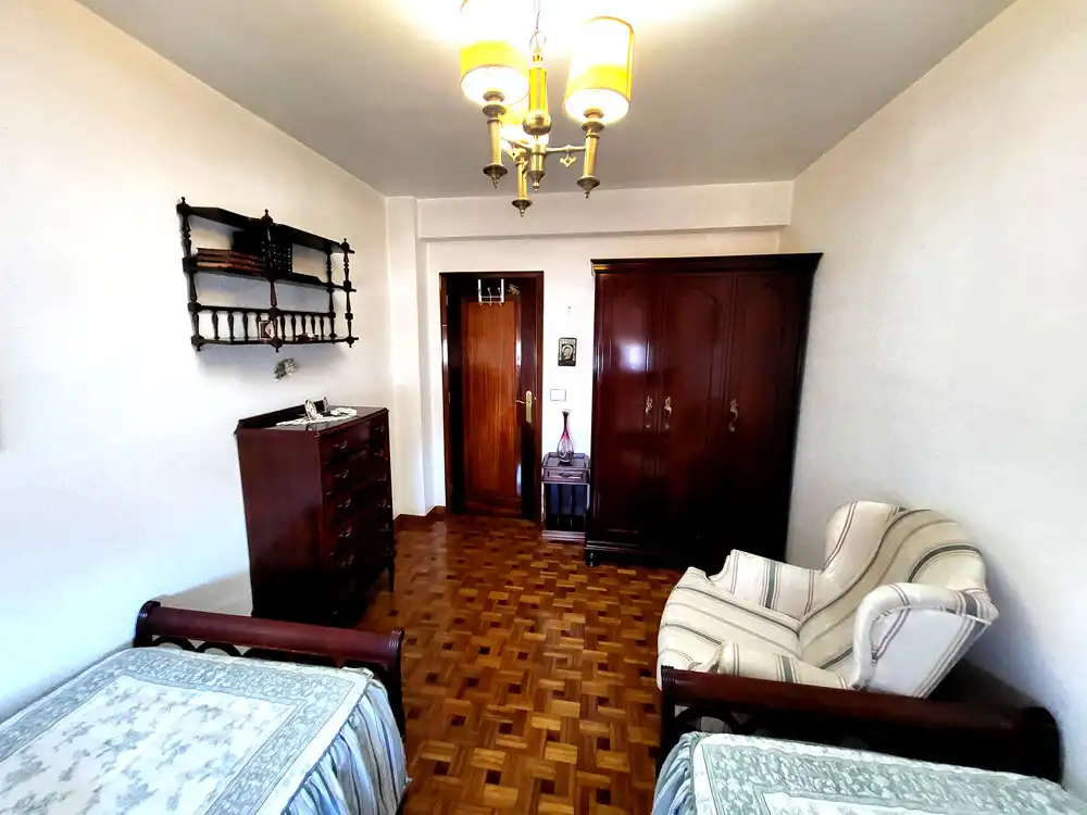 Bedroom of Flat for rent in Vigo   with Heating, Parquet flooring and Terrace