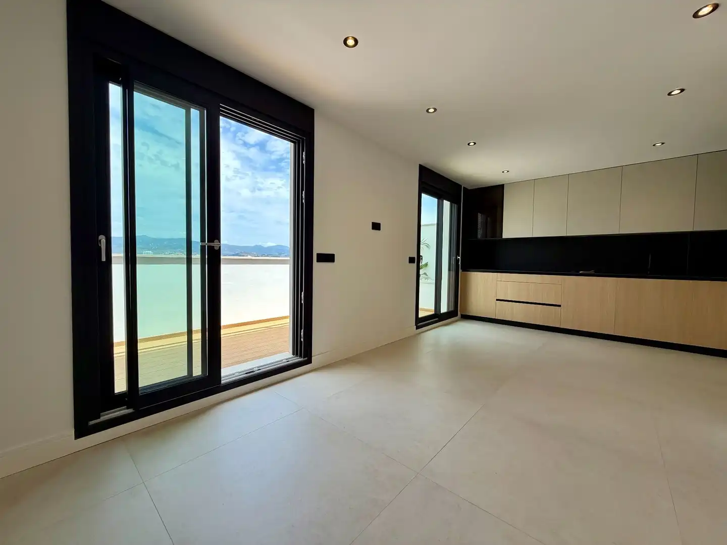 Terraza de Ático en venta en Málaga con Aire acondicionado, Calefacción y Jardín privado