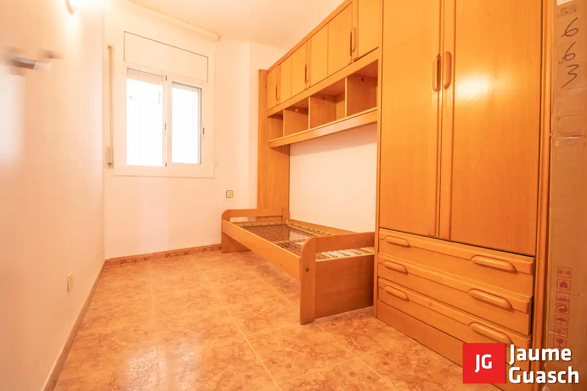 Habitación de Piso en venta en Torredembarra con Aire acondicionado, Calefacción y Terraza