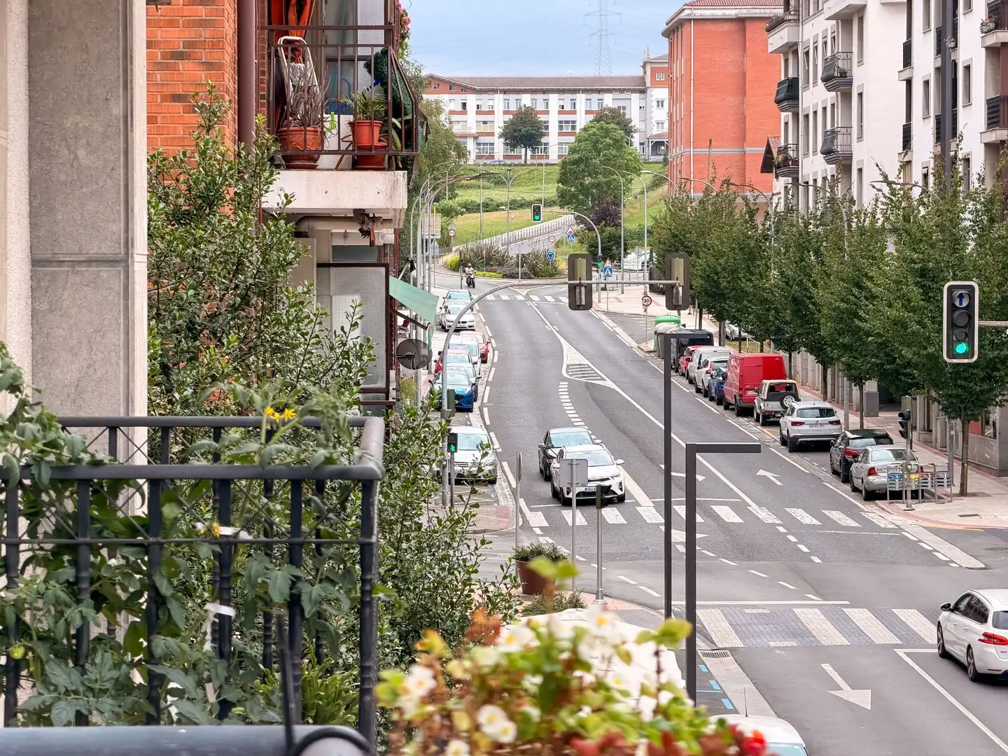 Vista exterior de Piso en venta en Urnieta con Calefacción, Terraza y Trastero