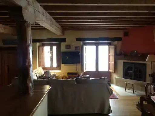 Sala de estar de Casa o chalet en venta en Merindad de Sotoscueva con Calefacción, Jardín privado y Amueblado