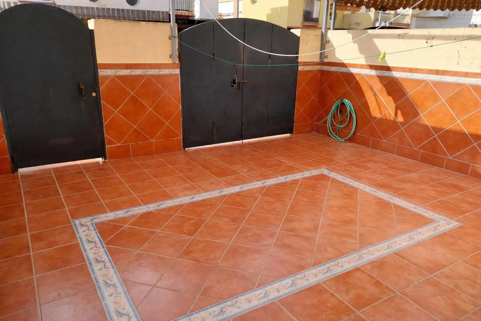 Detached homes for sale in El Pino - Bajo de Guía