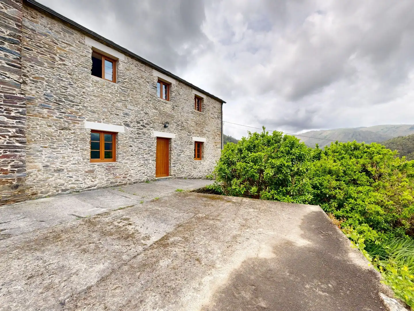 Vista exterior de Casa o chalet en venta en Ourol, Lugo