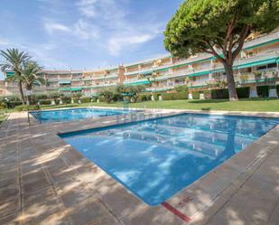 Swimming pool of Duplex for sale in El Vendrell  with Air Conditioner, Terrace and Swimming Pool