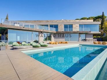 Villa avec balcon à vendre à Avinguda de Vallvanera