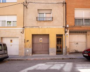 Vista exterior de Casa adosada en venda en Terrassa amb Calefacció i Terrassa